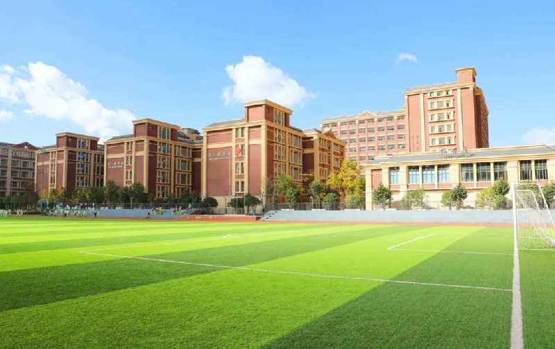 相遇金岸你的未来可期可待——昆一中度假区分校(金岸中学)2021年教师